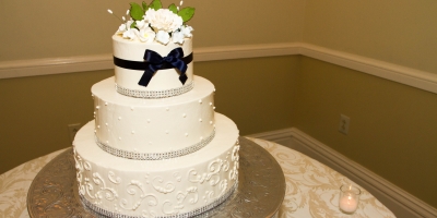 5 Fun Wedding Cakes